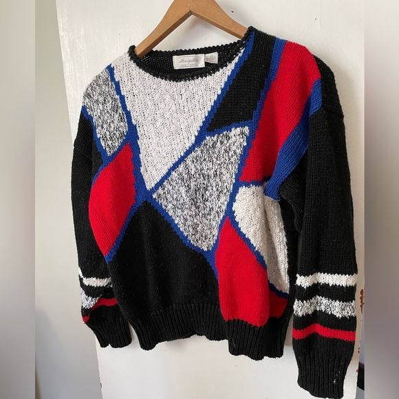 Awesome Retro Geometric Sweater - Picture 1 of 3